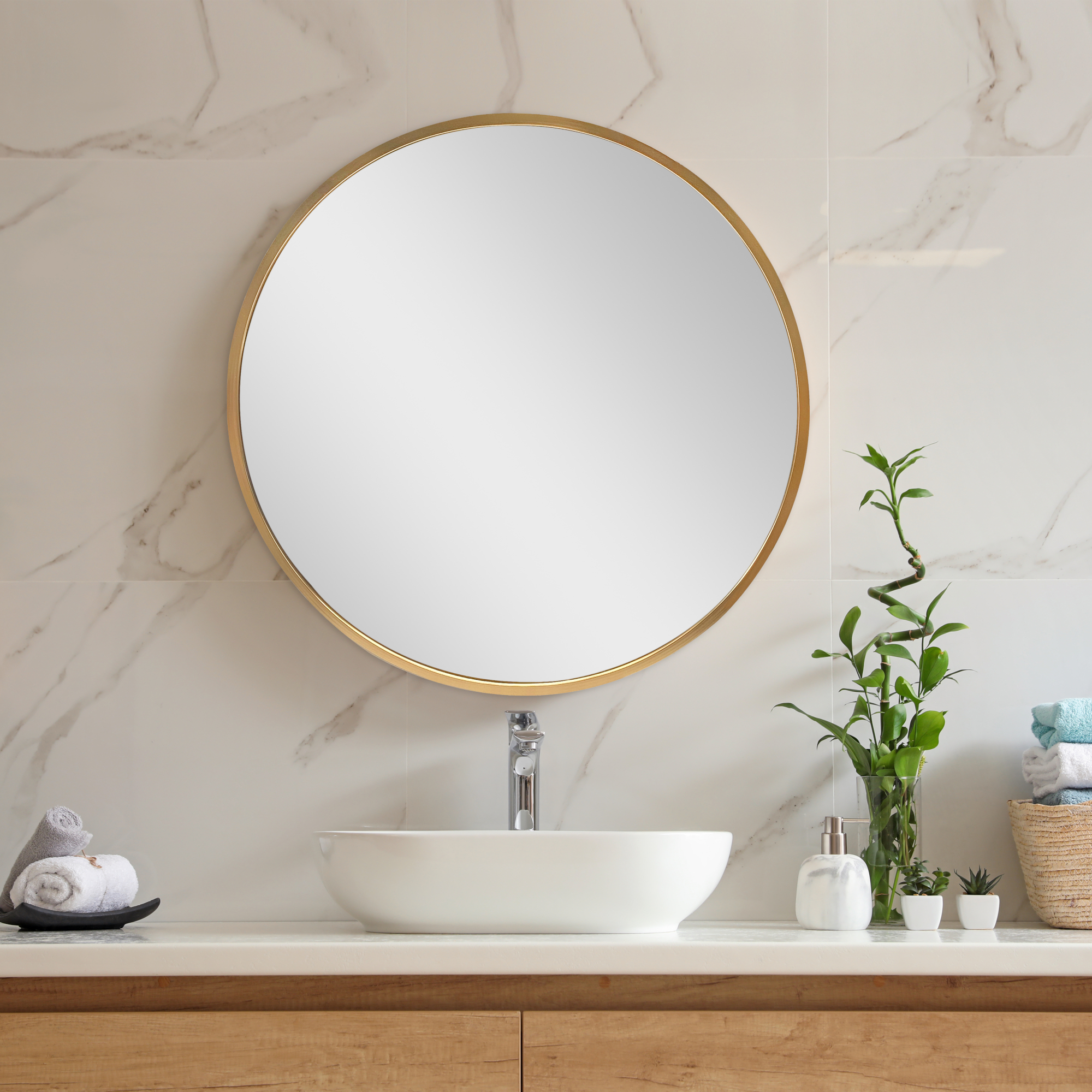 Specchio Rotondo da Parete 'Modugno' Ø 60 cm Cornice in Alluminio - color Oro [en.casa]