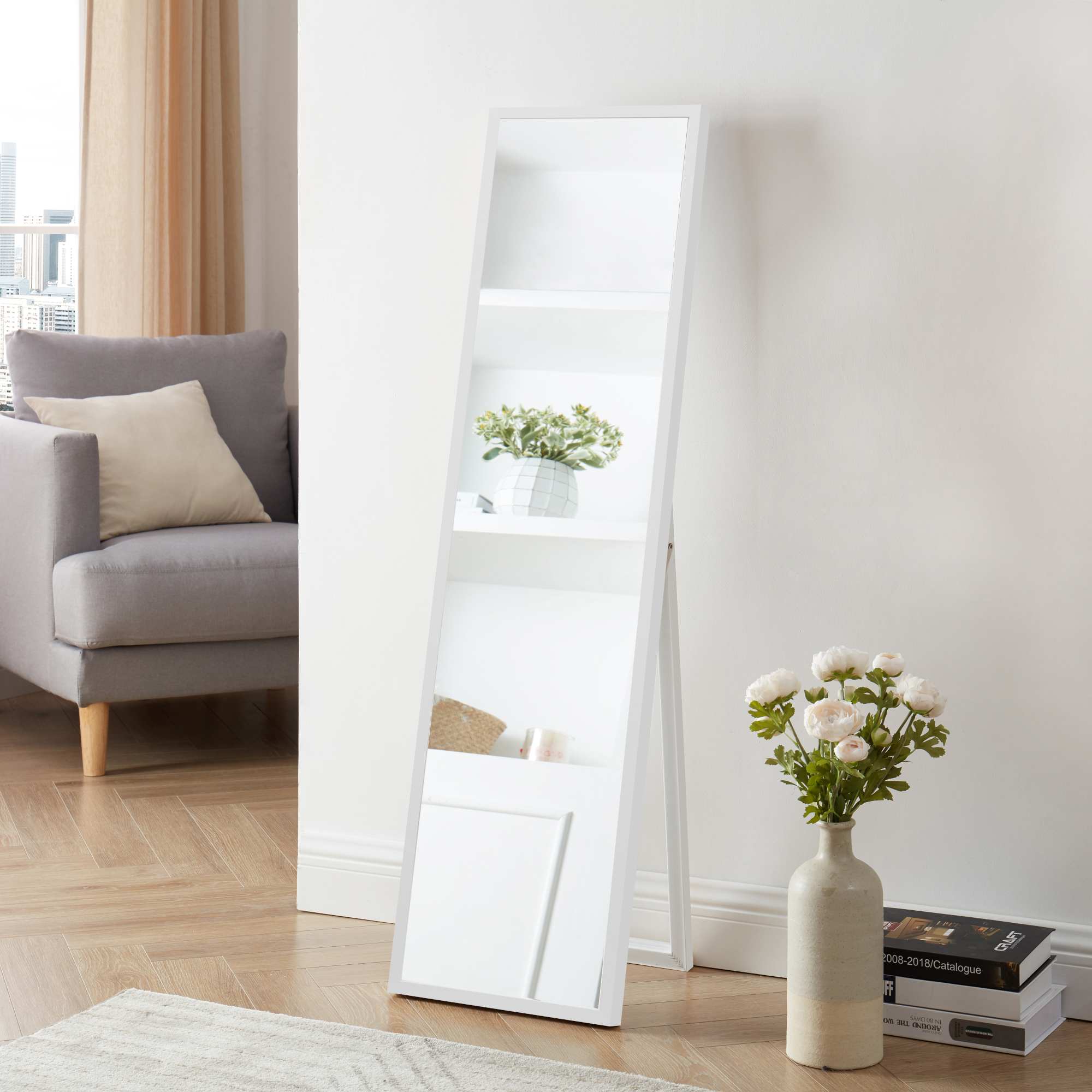 Image of Specchio da Terra &#39;Giovinazzo&#39; a Figura Intera 150 x 35 cm Cornice in MDF - Bianco [en.casa]