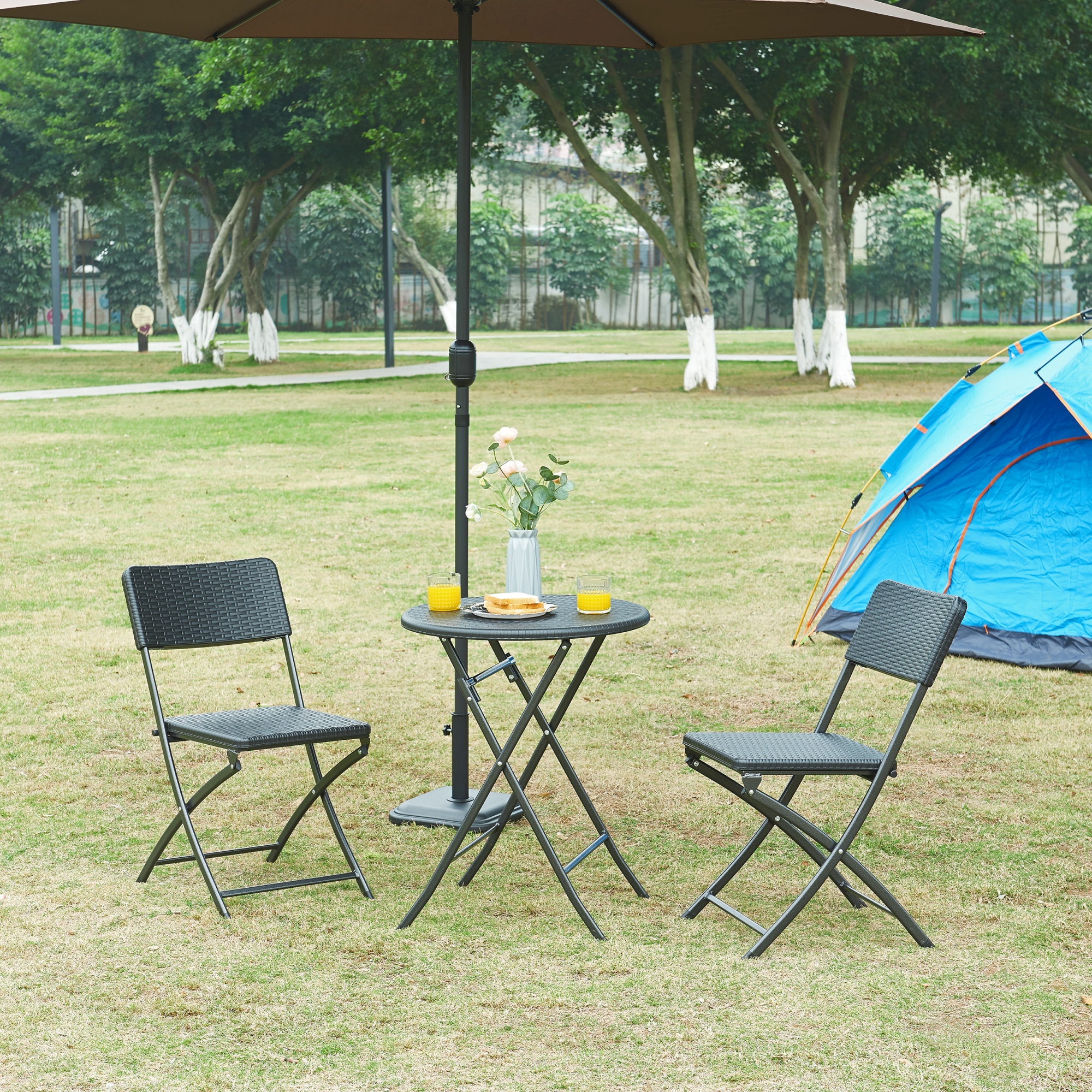 Tavolo da Picnic Mark Pieghevole Ø60 x 74 cm Nero Effetto Rattan [en.casa]