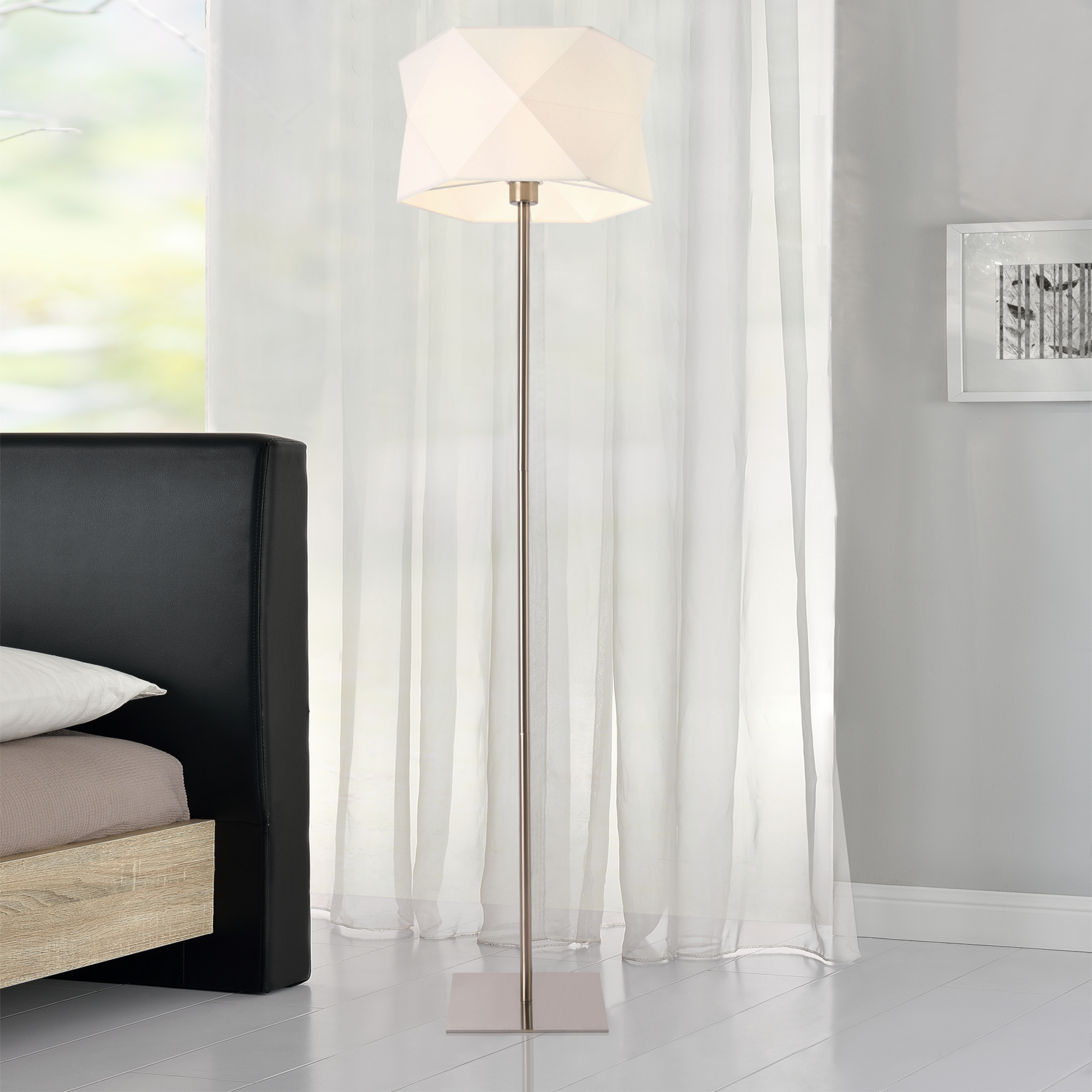 Image of Lampada da Terra Alta 152 cm con Piantana Dritta con Paralume Bianco Cilindrico con Taglio Poligonale Lampada a Stelo in