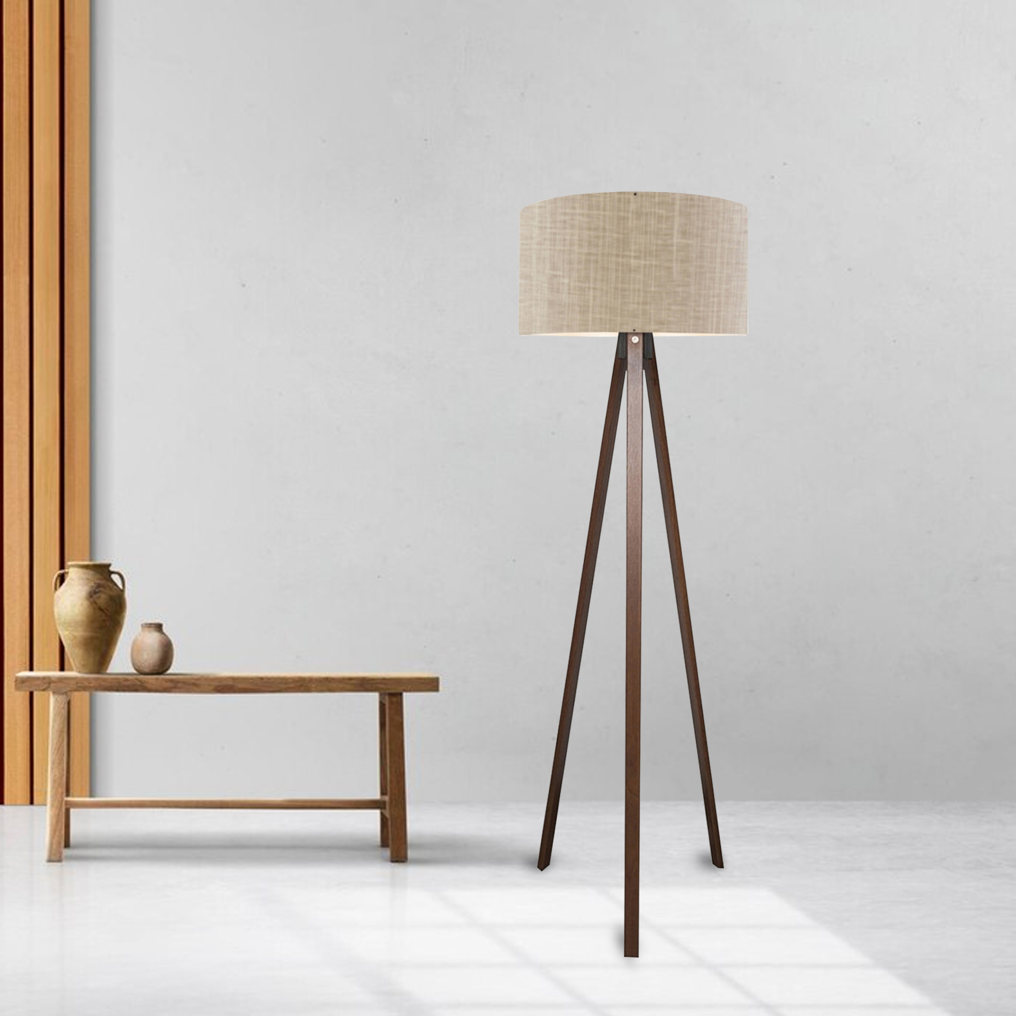 Lampada da Terra a Treppiede Newport Alta 140 cm Paralume Cilindrico - Marrone chiaro lux.pro