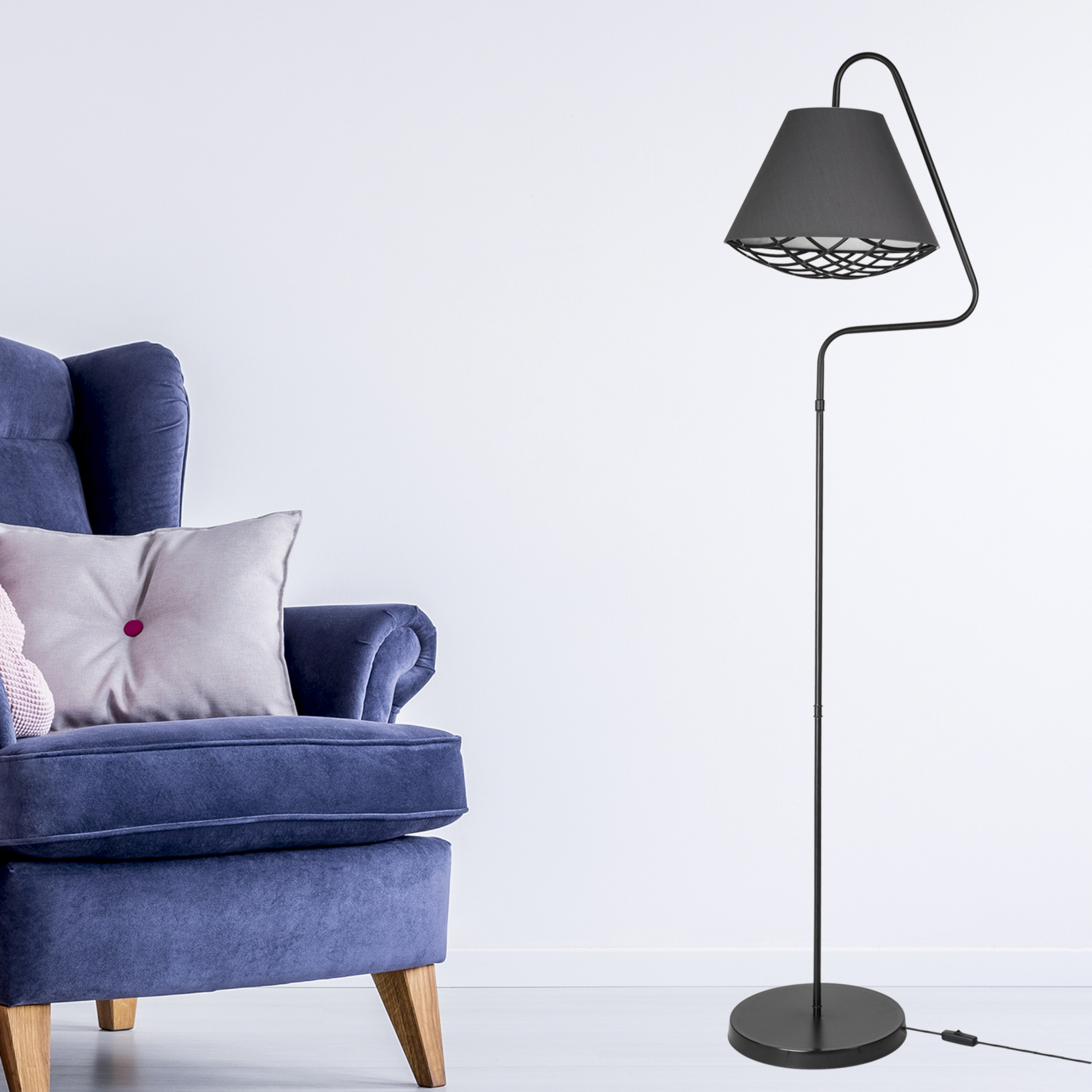 Image of Lampada da Terra &#39;Gateshead&#39; con Paralume / Abat-Jour in Tessuto - Grigio / Nero [lux.pro]