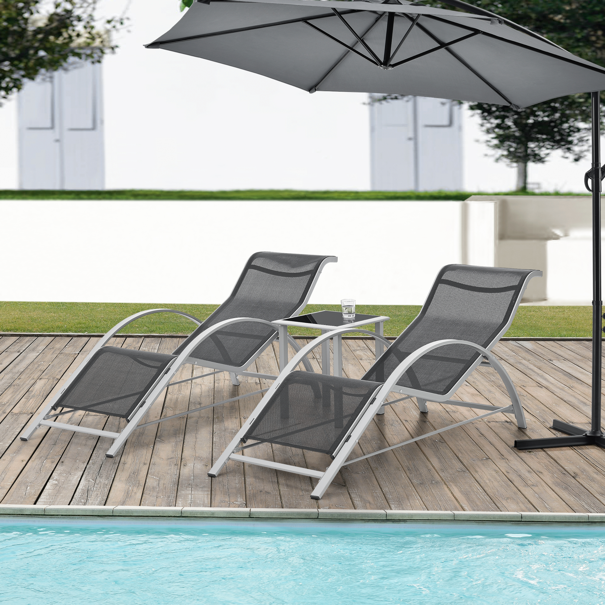 Set di Arredo Esterno 'Binetto' 2 Lettini Prendisole e 1 Tavolino - Grigio/Nero [en.casa]