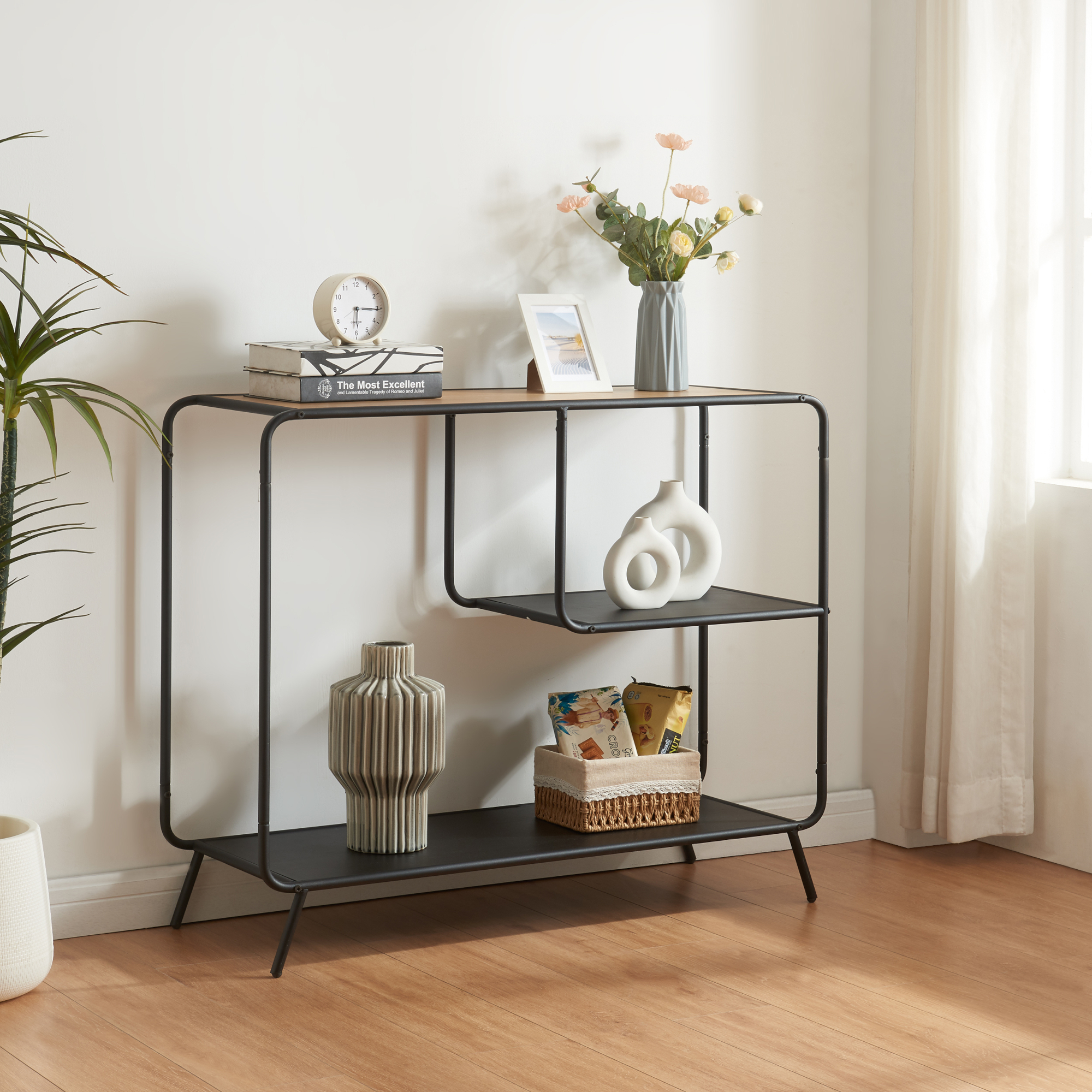 Image of Tavolo a Consolle Krødsherad con 3 Piani di Appoggio - Effetto Rovere / Nero [en.casa]
