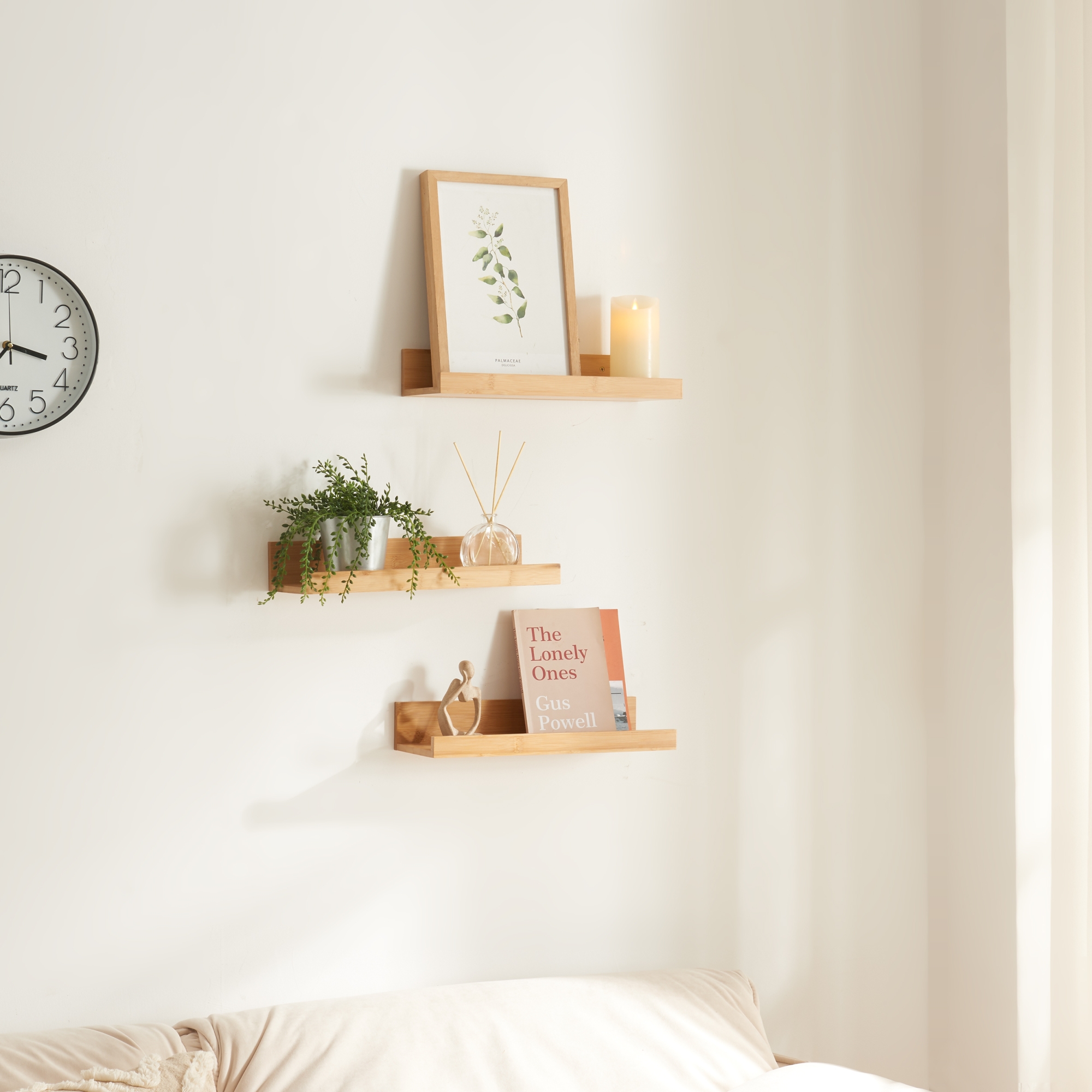 set Gildeskål di 3 Mensole da Muro Piani con Bordi Anticaduta - Bambù Naturale [en.casa]