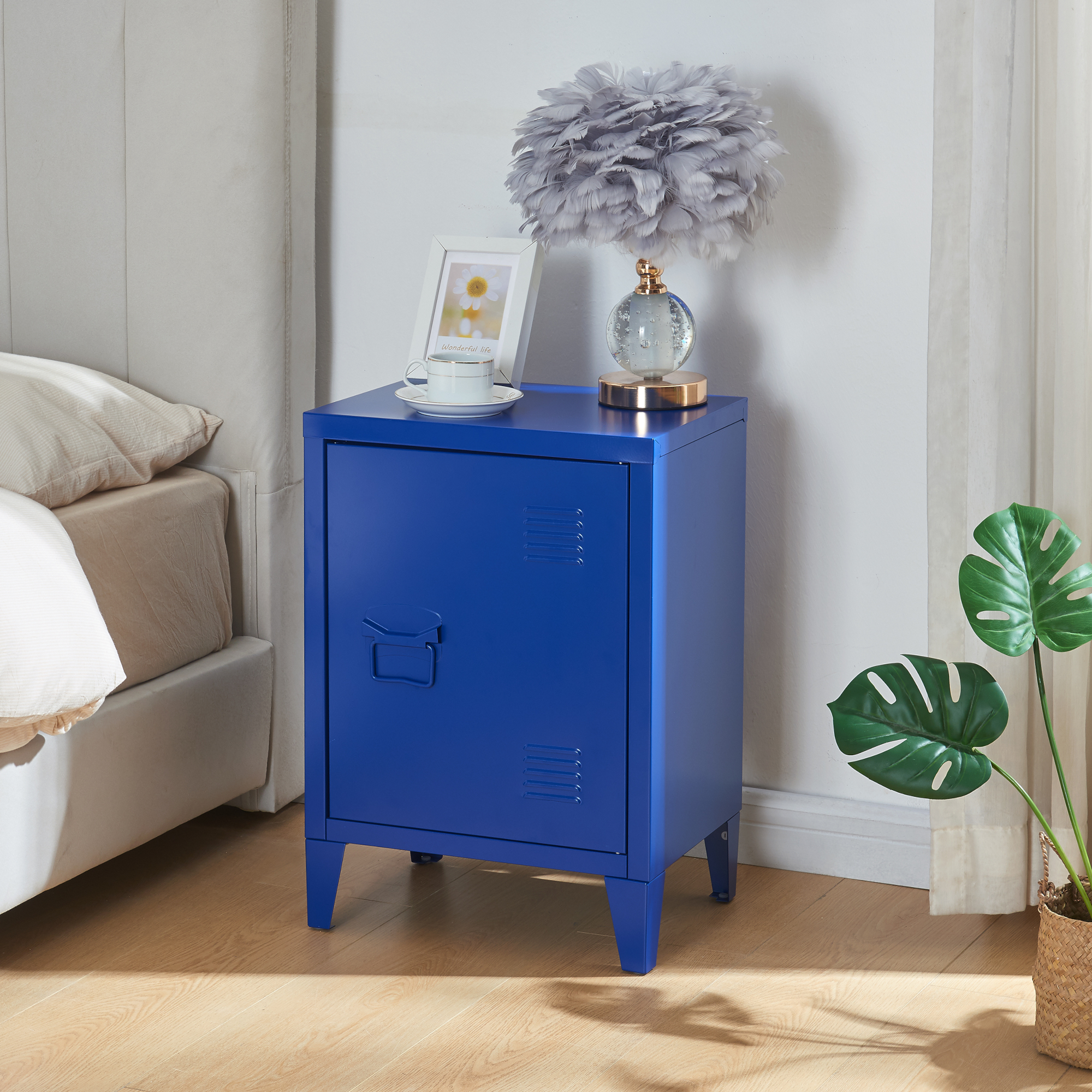 Comodino 'Inari' in Acciaio con Anta - Blu [en.casa]
